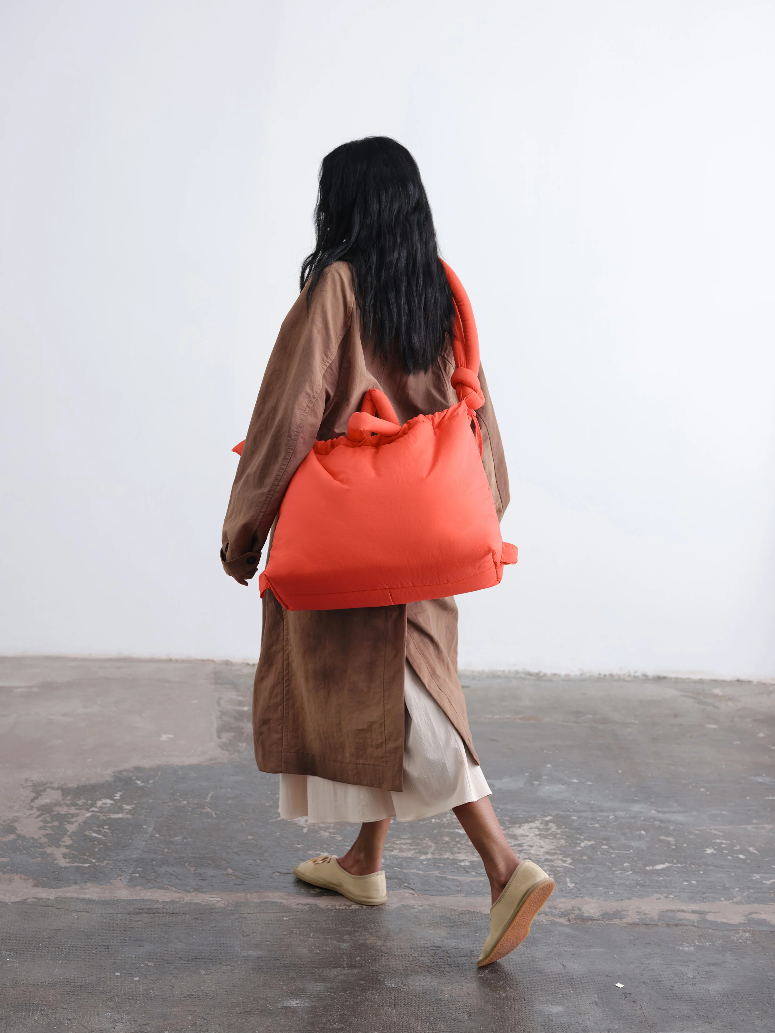 Large Ona Soft Bag - Image 10