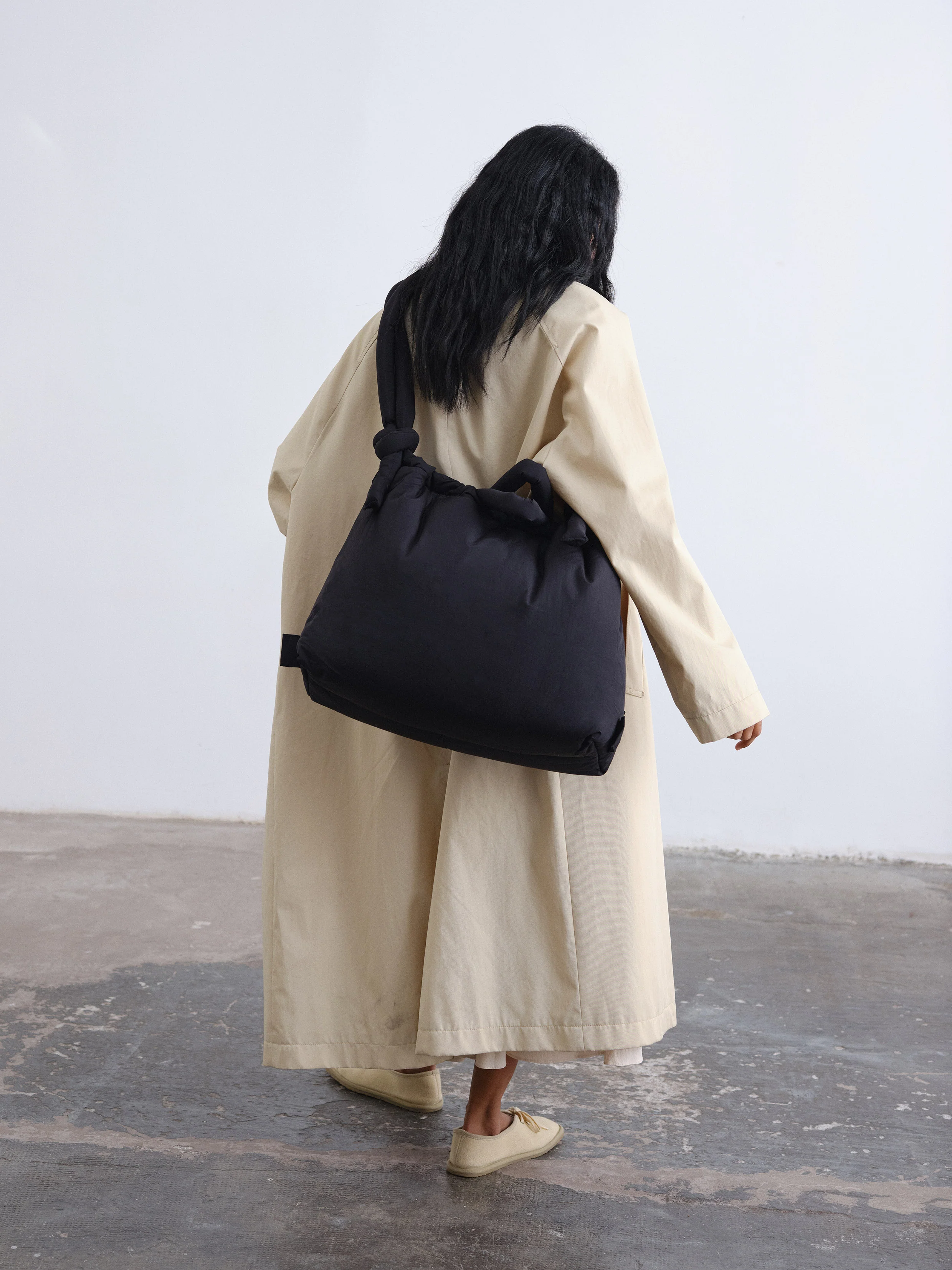 Large Ona Soft Bag - Image 12