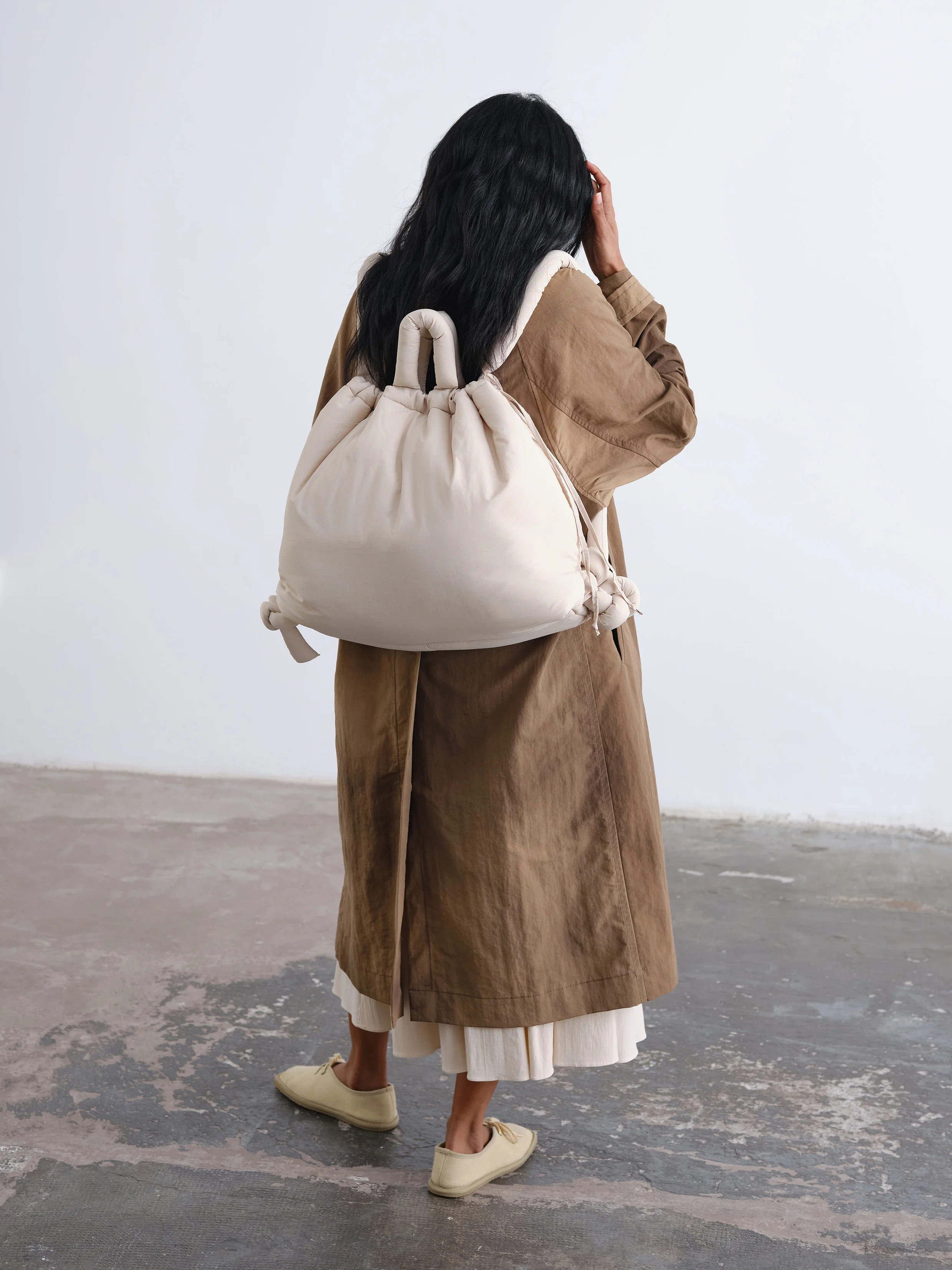 Large Ona Soft Bag - Image 7