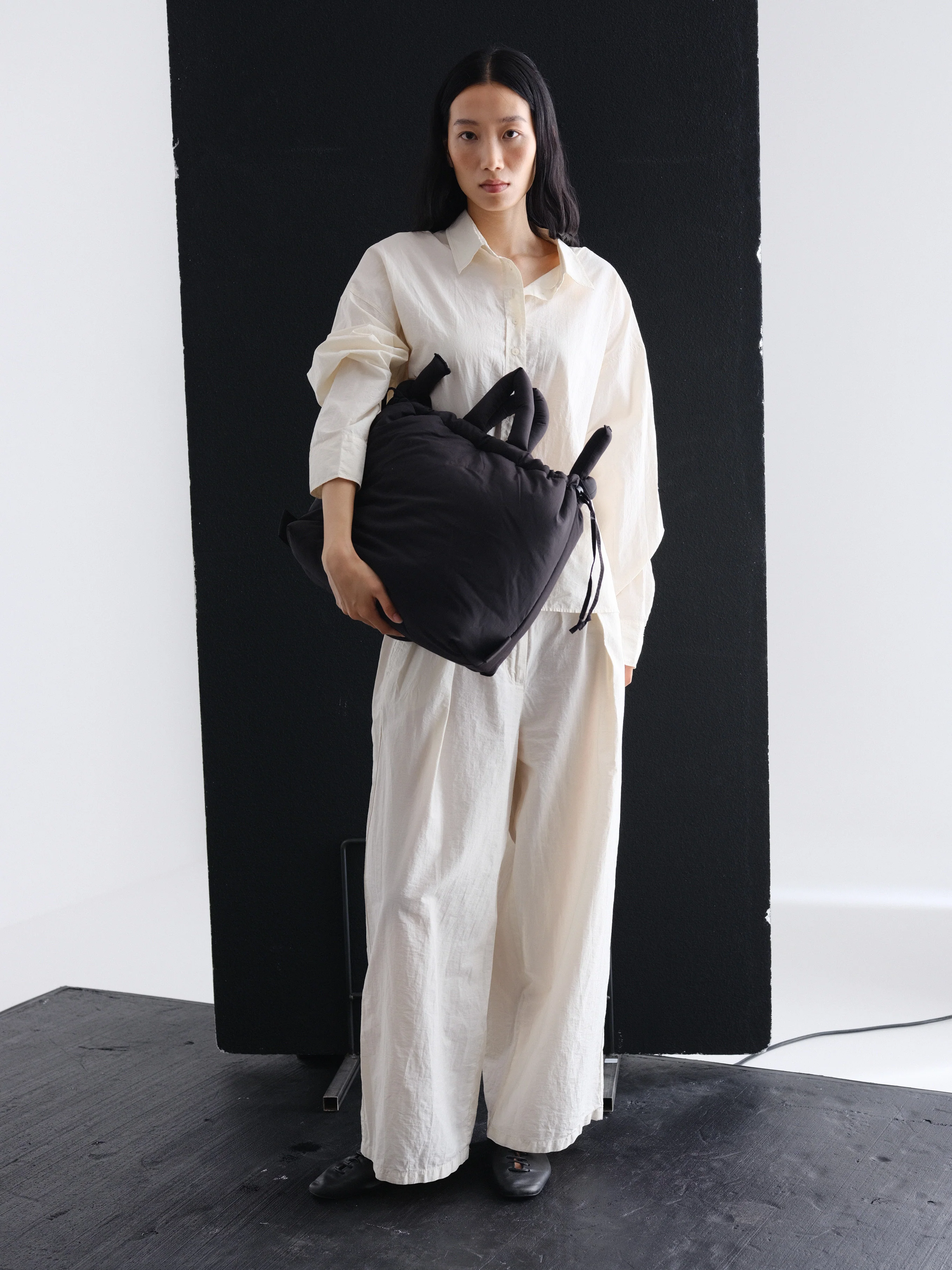 Ona Soft Bag - Image 12