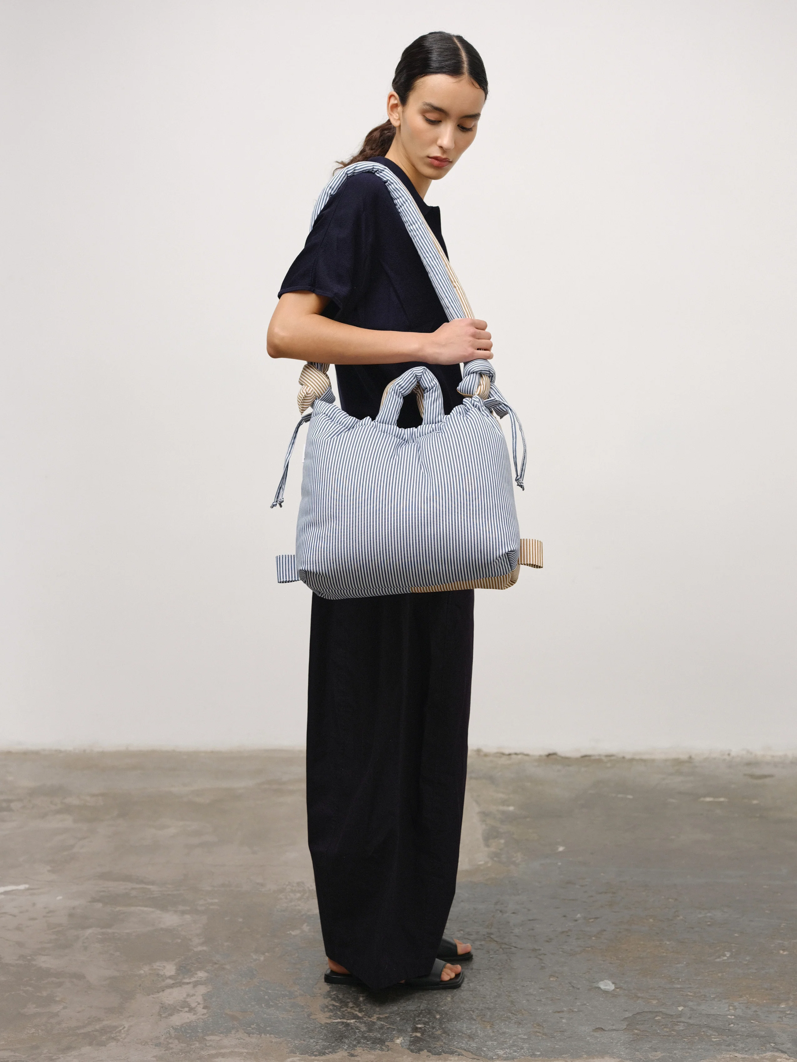 Ona Soft Bag - Image 152