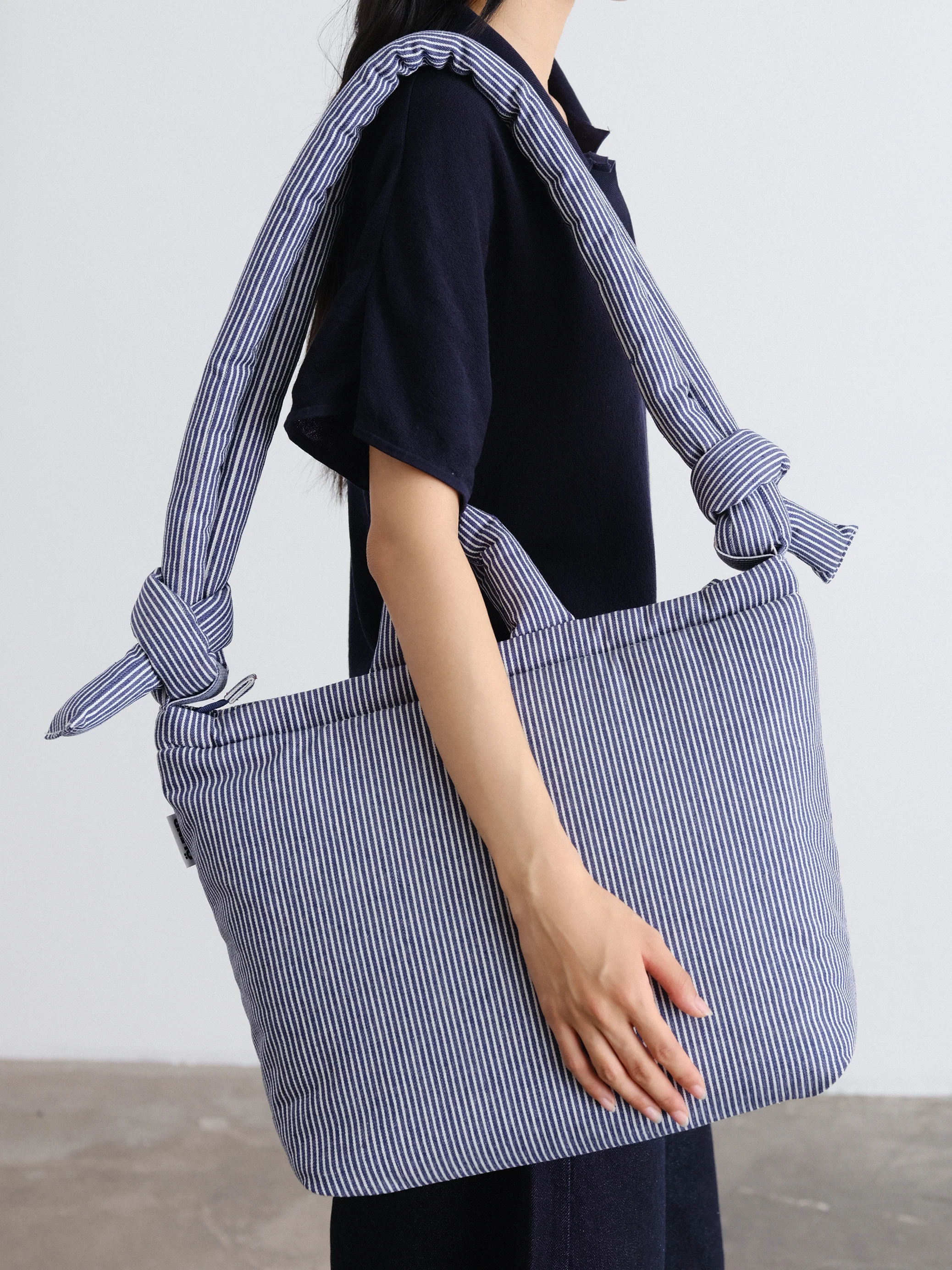 Ona Pro Soft Bag - Image 58